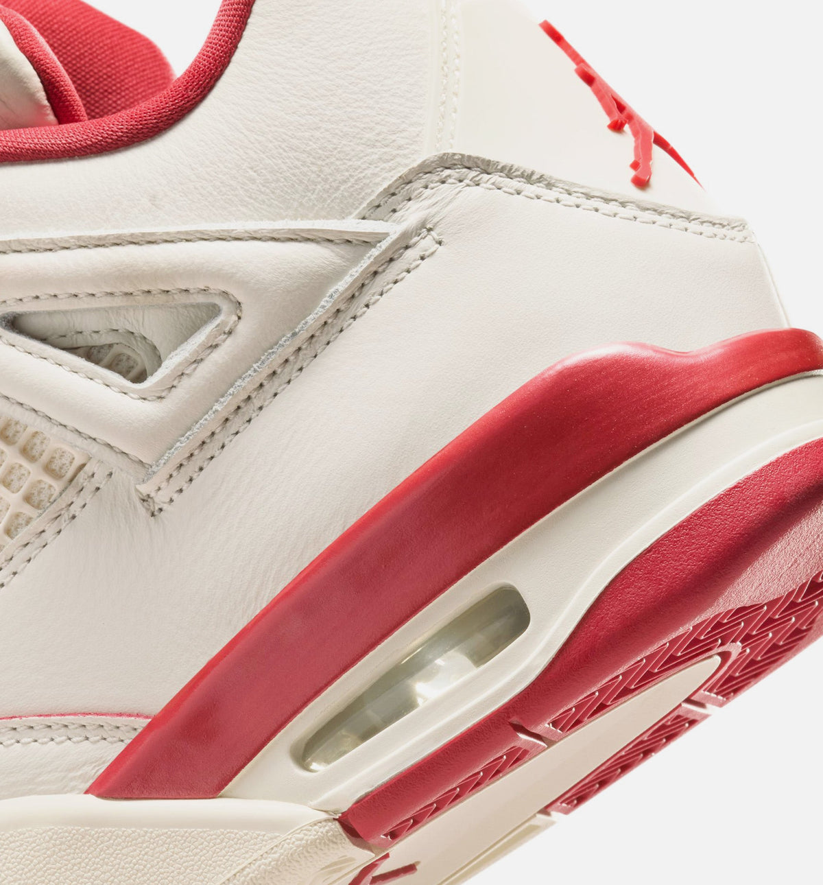 Air Jordan 4 Retro 情人节女款休闲鞋 - 淡象牙/山岡红/烟火红