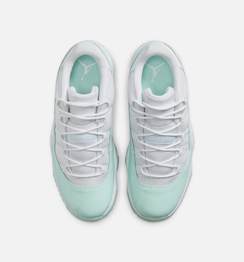 Air Jordan 11 Retro Low Igloo 女款休闲鞋 - 白/冰屋绿