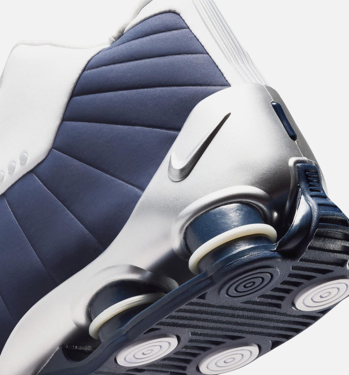 Shox BB4 Olympic 男款休闲鞋 - 白/午夜海军蓝/金属银