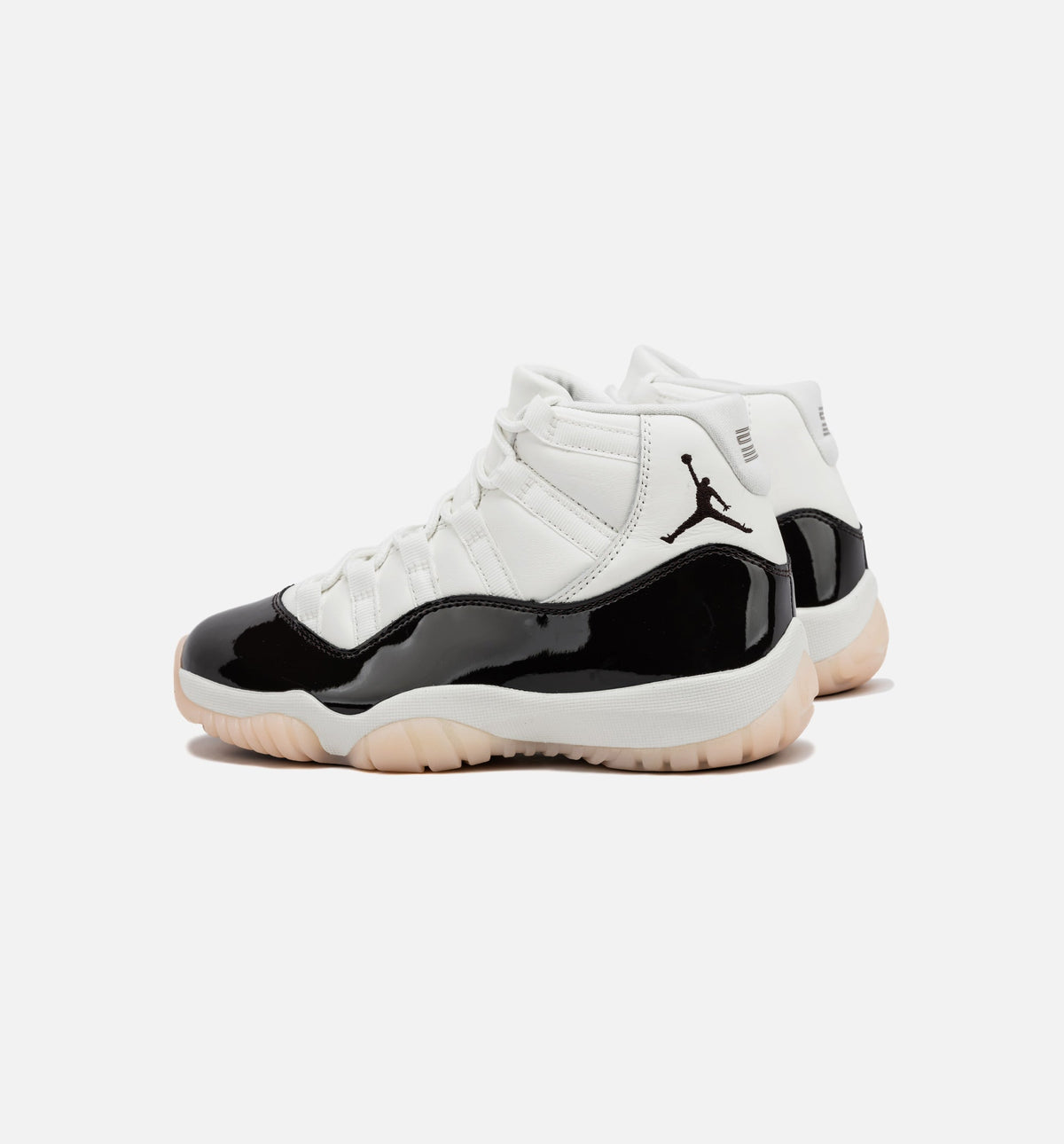 Air Jordan 11 Retro 那不勒斯女款休闲鞋 - 帆布白/丝绲棕/气层粉
