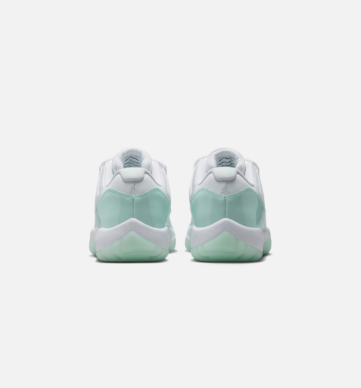 Air Jordan 11 Retro Low Igloo 女款休闲鞋 - 白/冰屋绿