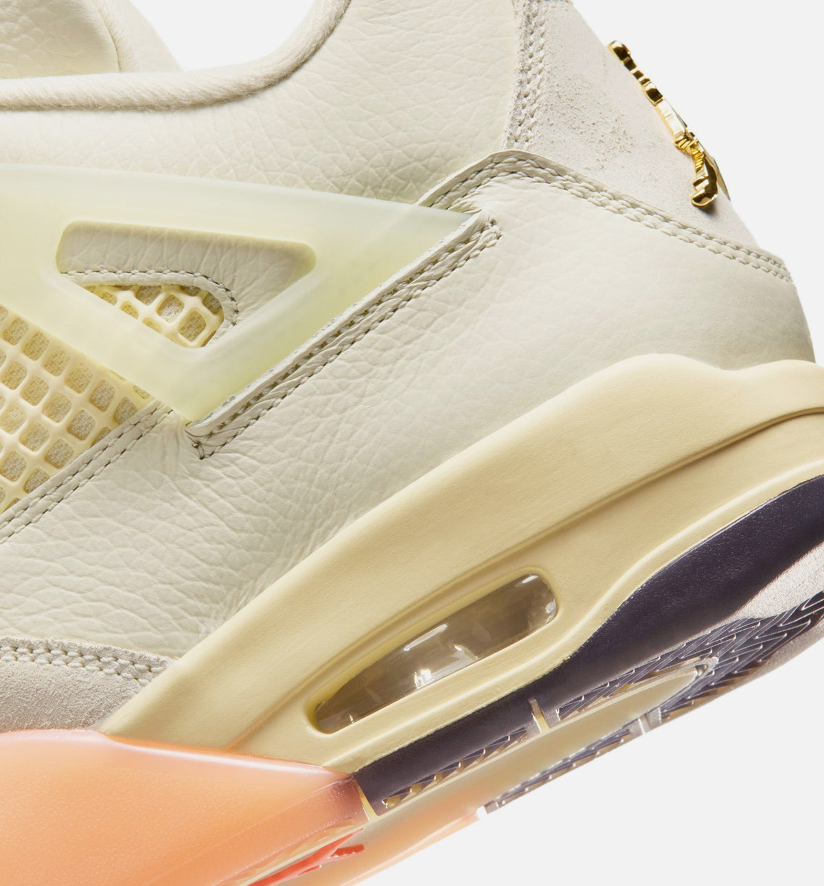 Air Jordan 4 Retro 天堂鸟女款休闲鞋 - 椰子奶/金属金/欲纱/亮芒果/日晋/黑
