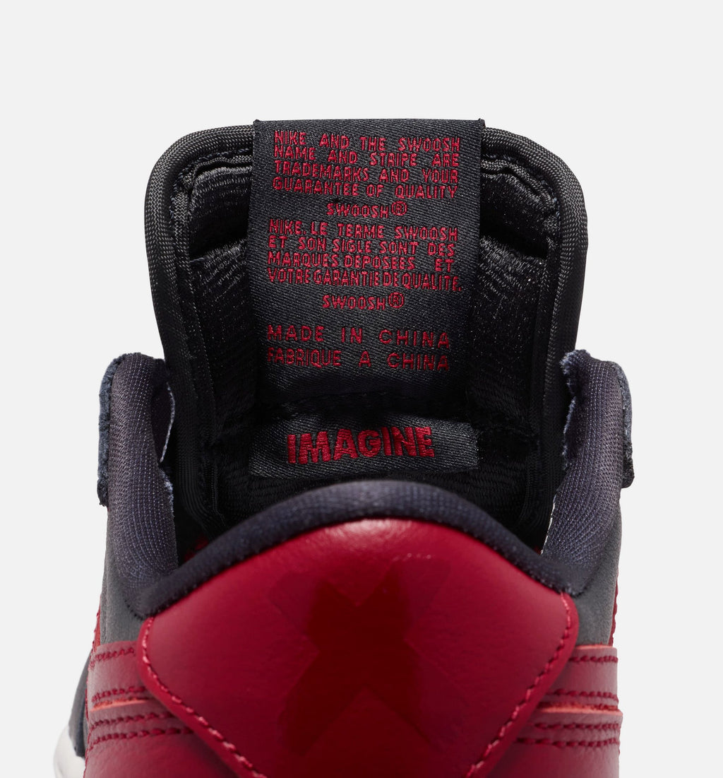 Air Jordan 1 Retro Low OG 禁穿大童款休闲鞋 - 黑/大学红/峰白