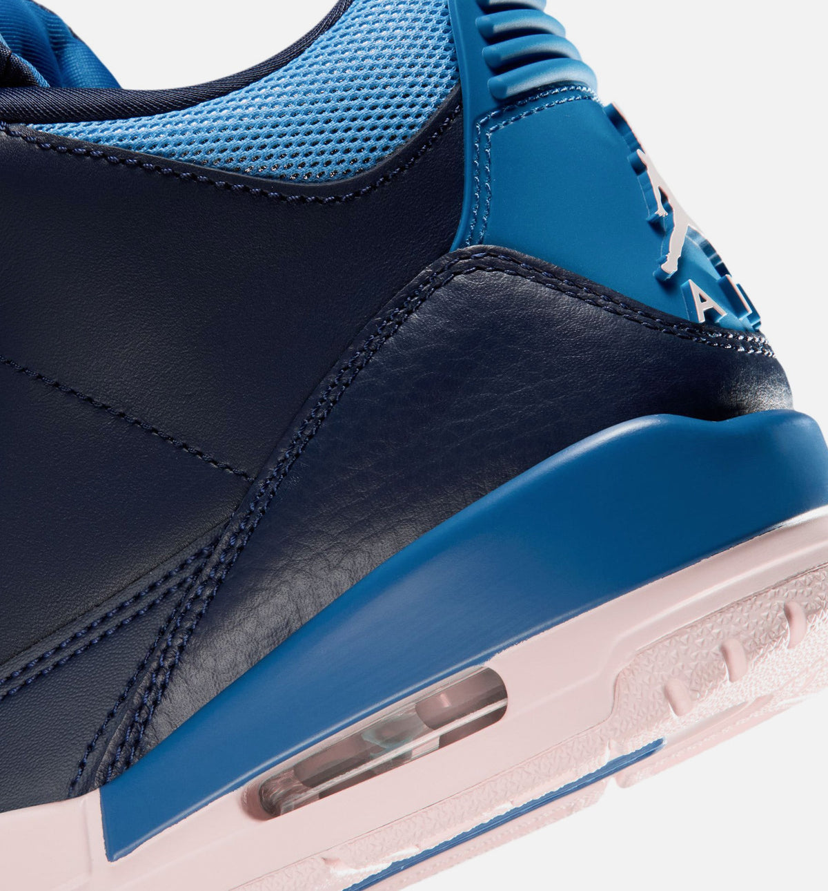 Air Jordan 3 Retro 运动文艺复兴女款休闲鞋 - 深蓝黑/粉笔/跑道红