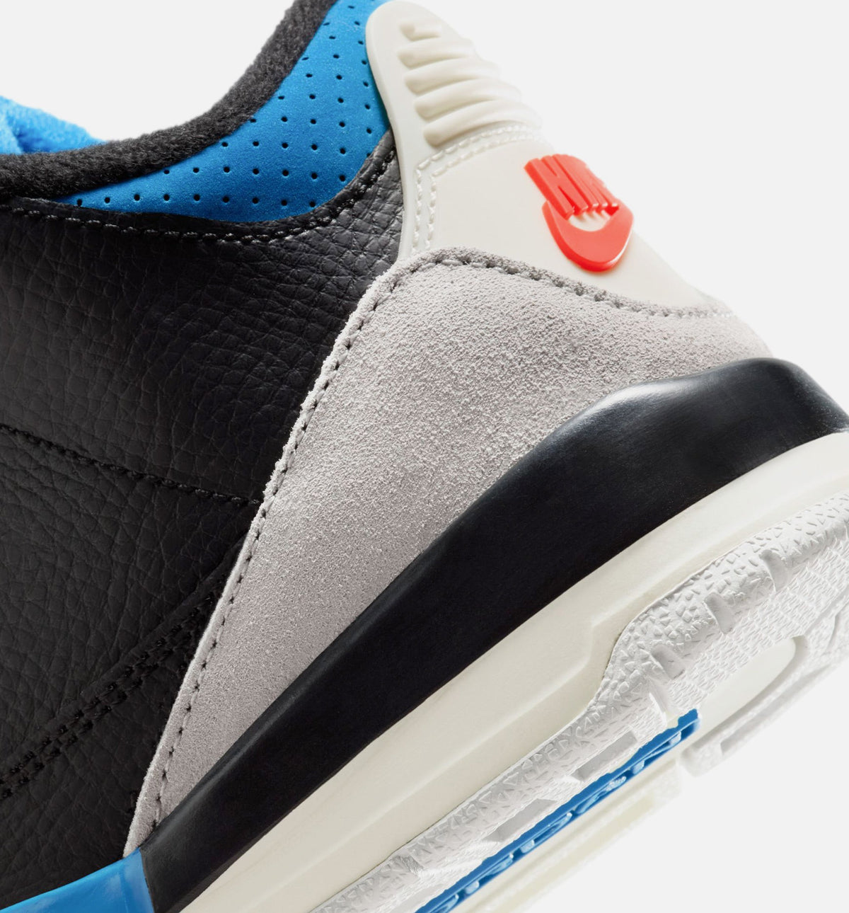 Air Jordan 3 Retro OG 稀有气学前款休闲鞋 - 黑/智利红/中性灰