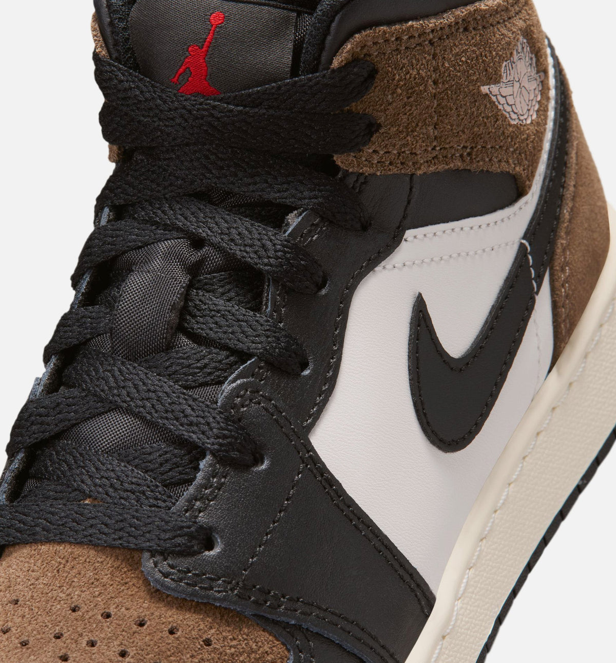 Air Jordan 1 Mid 大童款休闲鞋 - 黑/幻影/塔山马色/大学红