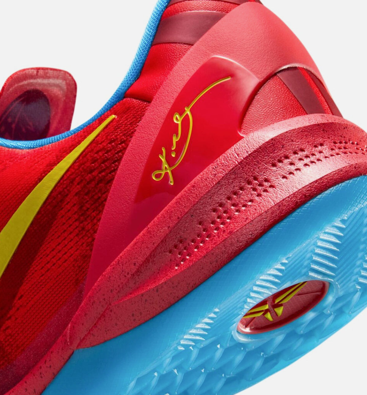 Kobe VIII Protro 马年男款休闲鞋 - 淡纯红/鲜艳蓝/亮橙黄