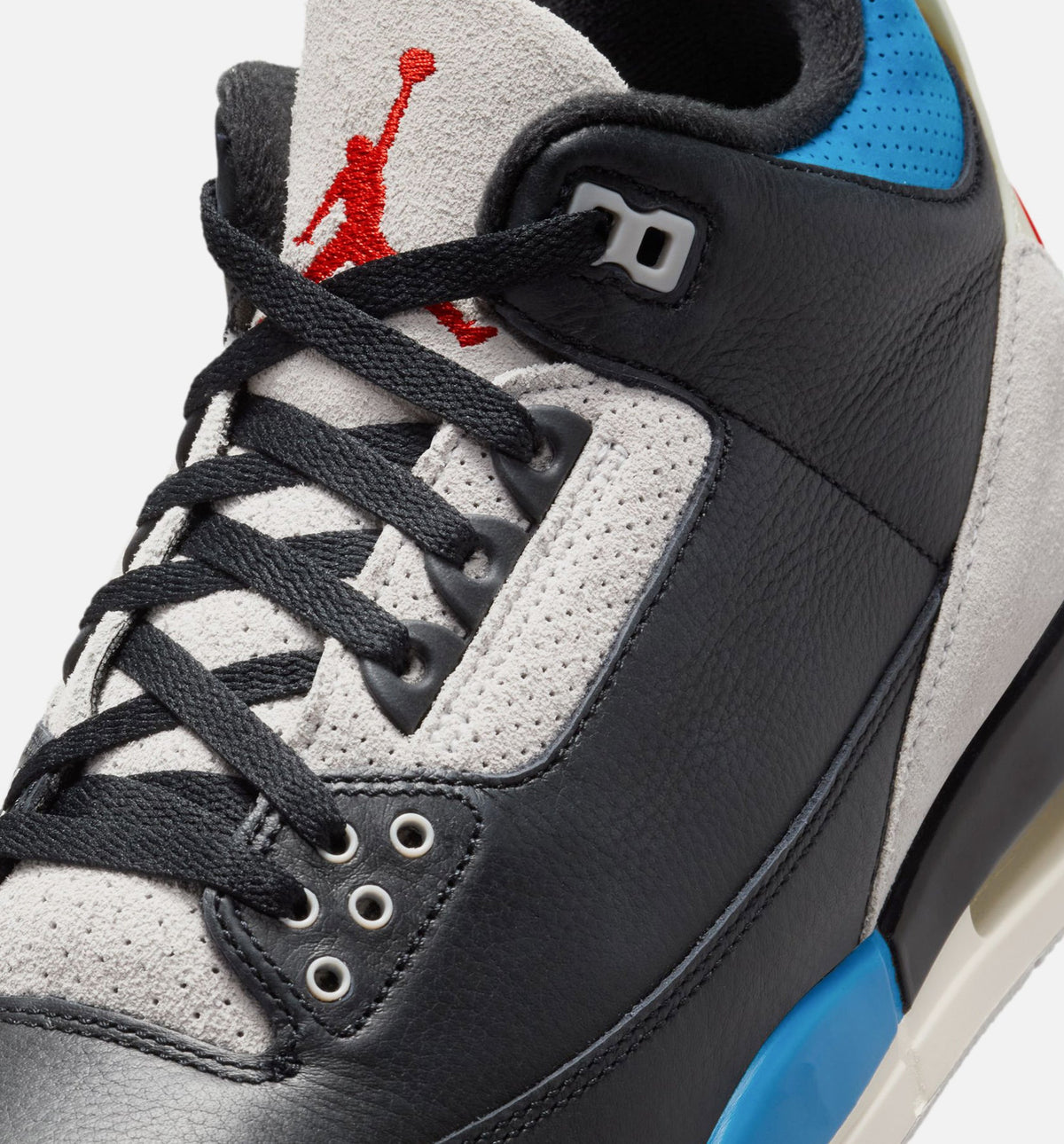 Air Jordan 3 Retro OG 稀有气男款休闲鞋 - 黑/智利红/中性灰