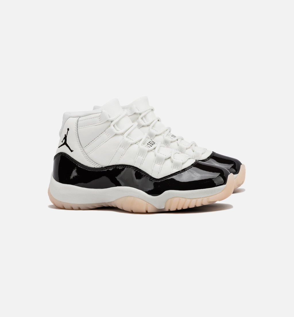 Air Jordan 11 Retro 那不勒斯女款休闲鞋 - 帆布白/丝绲棕/气层粉