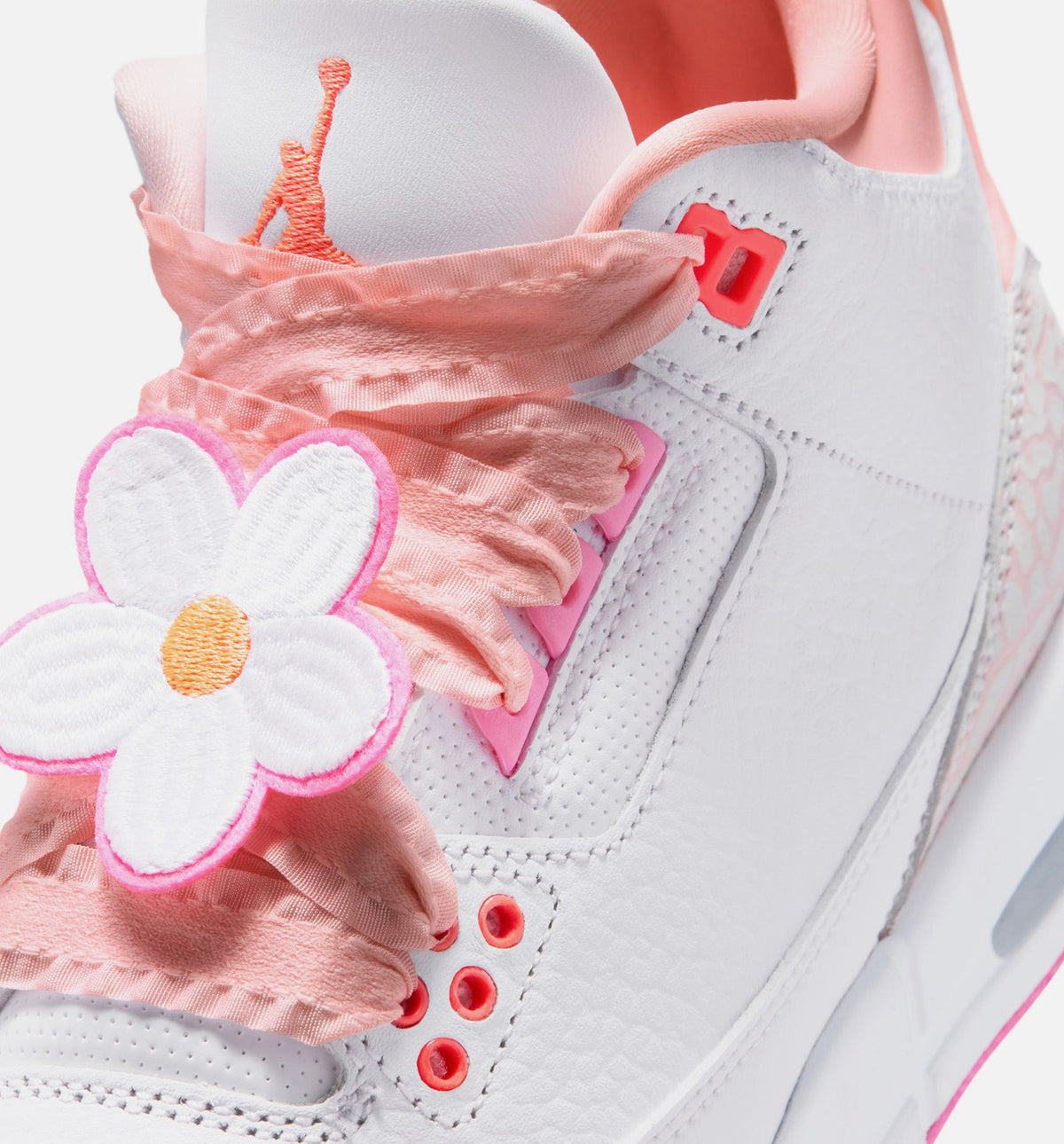 Air Jordan 3 Retro 春花大童款休闲鞋 - 珍珠粉/粉花/粉色发光/超级橙