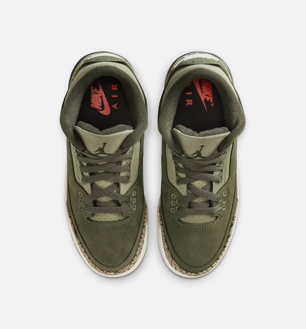 Air Jordan 3 Retro 中橄榄绿大童款休闲鞋 - 中橄榄绿/川续木/中性橄榄/帆白