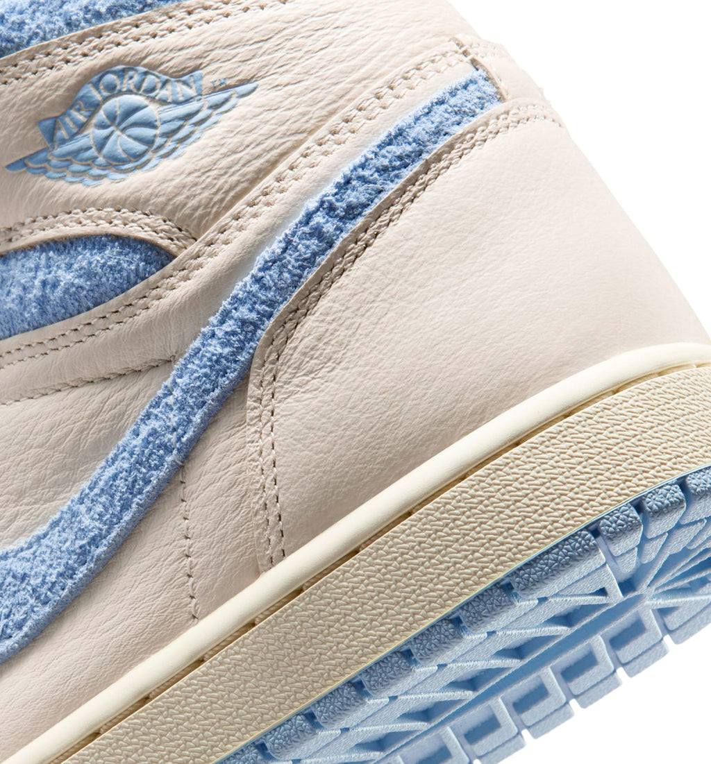 Air Jordan 1 Retro High OG 迷幻蓝女款休闲鞋 - 淡象牙/迷幻蓝/椰子奶白