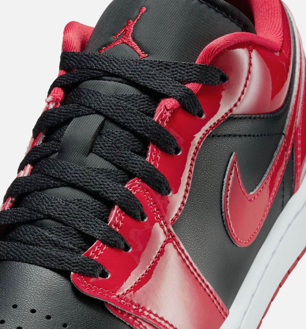 Air Jordan 1 Low SE 男款休闲鞋 - 黑/大学红/白